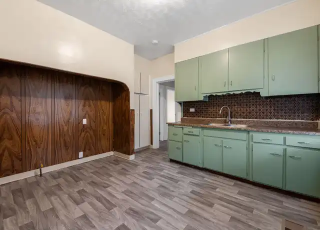 Property at 874 Whitcomb Rd, Cleveland, OH, 44110, 3 beds, 1 bath, [object Object]