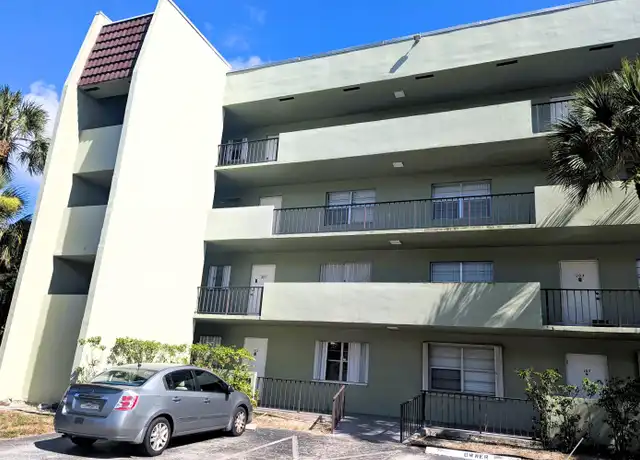 Property at 1638 Embassy Dr #302, West Palm Beach, FL, 33401, 2 beds, 2 baths, [object Object]