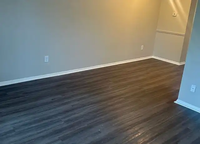 Property at 1004 Fayette Dr Unit 1122, Fort Wayne, IN, 46816, 1 bed, 1 bath, [object Object]