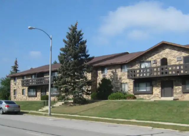 Property at 10001 W Appleton Ave Unit 9934208, Milwaukee, WI, 53225, 2 beds, 2 baths, [object Object]