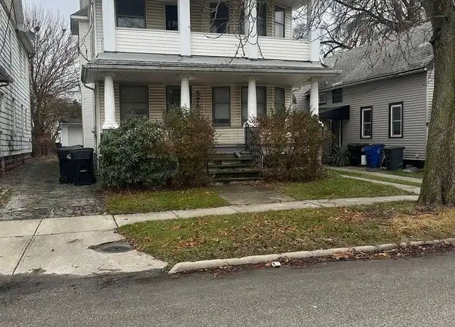 Property at 3795 E 55th St, Cleveland, OH, 44105, 2 beds, 1 bath, [object Object]