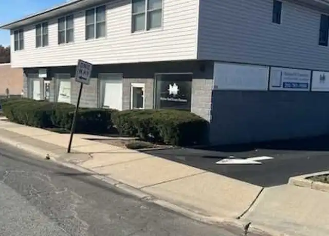 Property at 527 N Midland Ave Unit 1, Saddle Brook, NJ, 07663, 2 beds, 1 bath, [object Object]