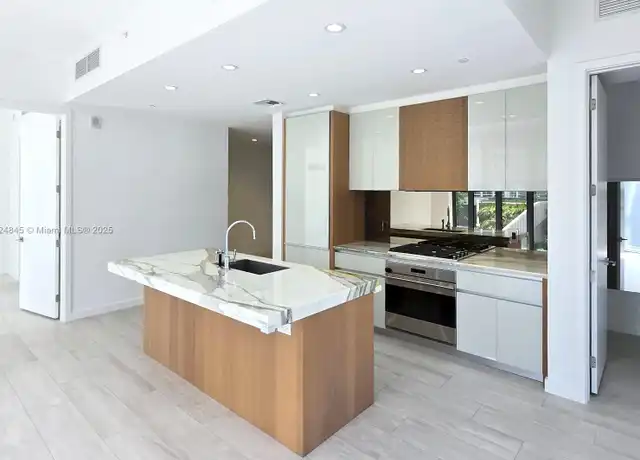 Property at 2831 S Bayshore Dr #605, Miami, FL, 33133, 2 beds, 2 baths, [object Object]