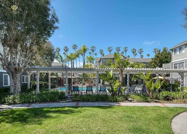Photo of 711 S B St, Oxnard, CA 93030