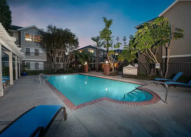 Photo of 711 S B St, Oxnard, CA 93030