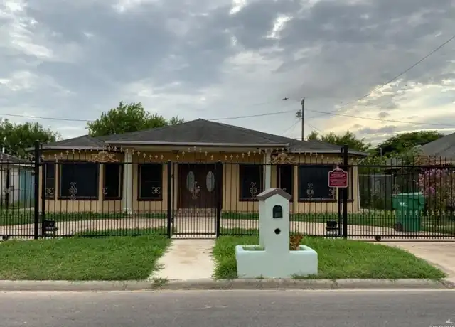 Property at 6804 S Naranja Ln, Pharr, TX, 78577, 4 beds, 2 baths, [object Object]