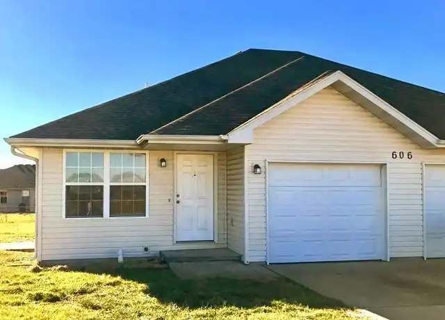 Property at 606 W Kimberly Ct, Clever, MO, 65631, 2 beds, 2 baths, [object Object]