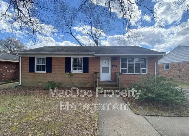 Property at 304 Stratford Ave, Fredericksburg, VA, 22408, 3 beds, 2 baths, [object Object]