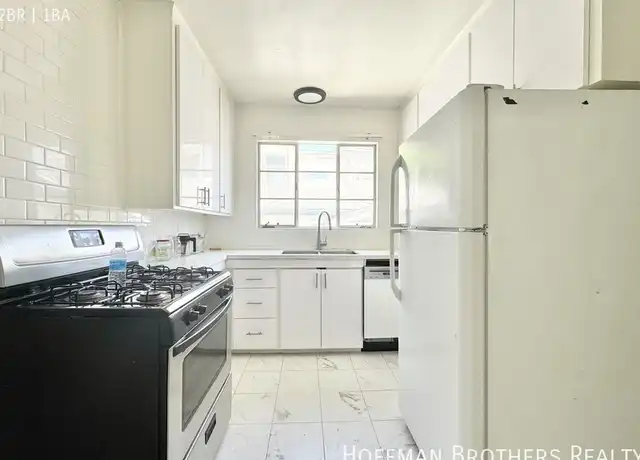 Property at 1839 S Beverly Glen Blvd Unit 3, Los Angeles, CA, 90025, 2 beds, 1 bath, [object Object]