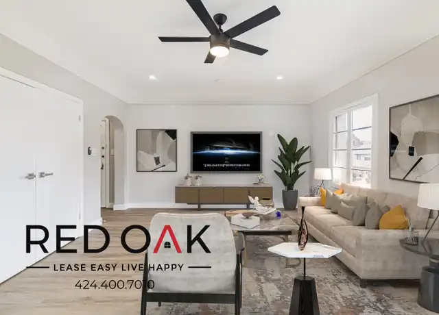 Property at 624 S Dunsmuir Ave Unit 202, Los Angeles, CA, 90036, 1 bed, 1 bath, [object Object]