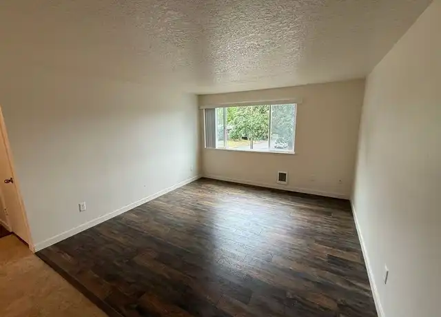 Property at 317 Senate St NW, Salem, OR, 97304, 2 beds, 1 bath, [object Object]