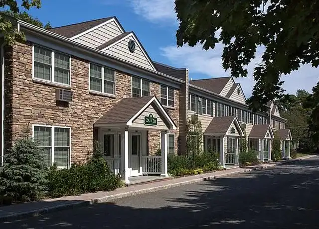 Property at Fairfield at Lake Grove - 184 Hallock Rd, Lake Grove, NY, 11755, 0-2 beds, 1-1.5 bath, [object Object]
