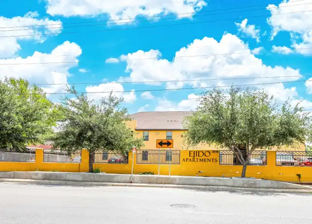 Property at 2119 S Ejido Ave Unit 22, Laredo, TX, 78046, 1 bed, 1 bath, [object Object]