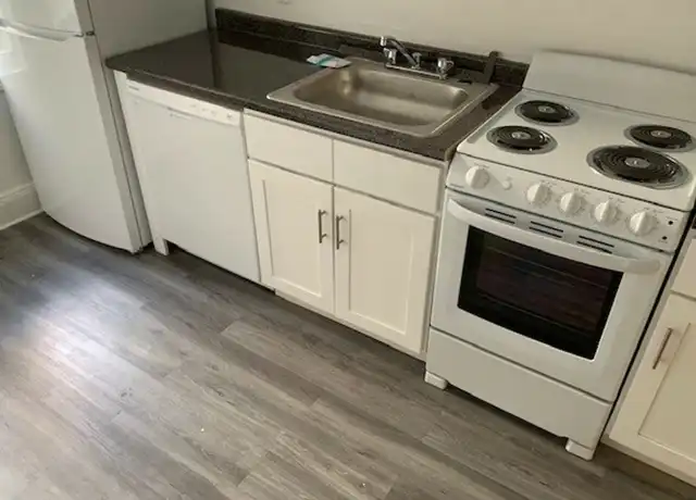 Property at 1634 Commonwealth Ave, Brighton, MA, 02135, 2 beds, 1 bath, [object Object]