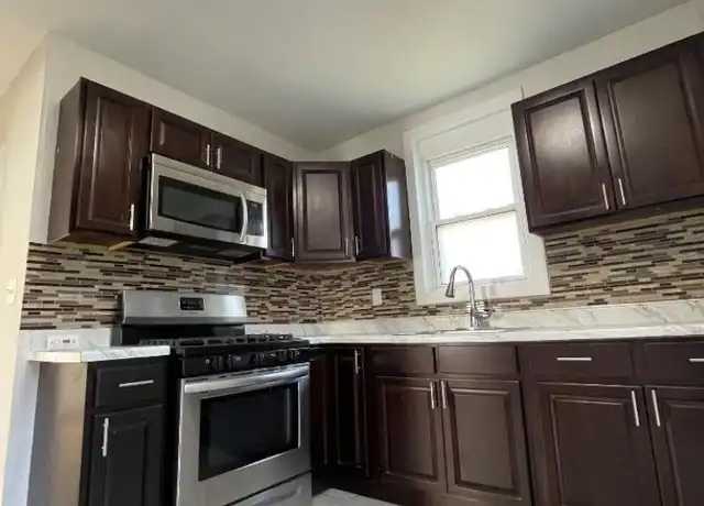Property at 195-197 Brookdale Ave, Newark, NJ, 07106, 3 beds, 1 bath, [object Object]