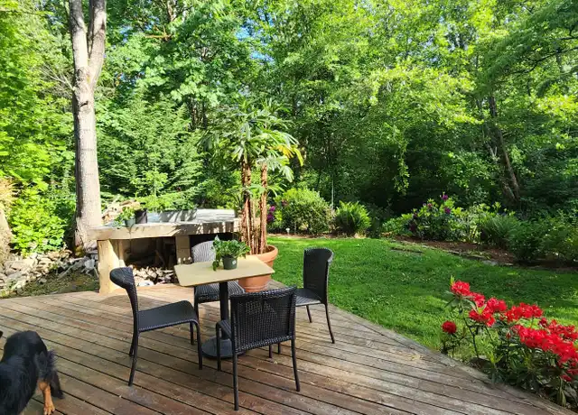 Property at 4549 125th Ave SE Unit B, Bellevue, WA, 98006, 1 bed, 1 bath, [object Object]