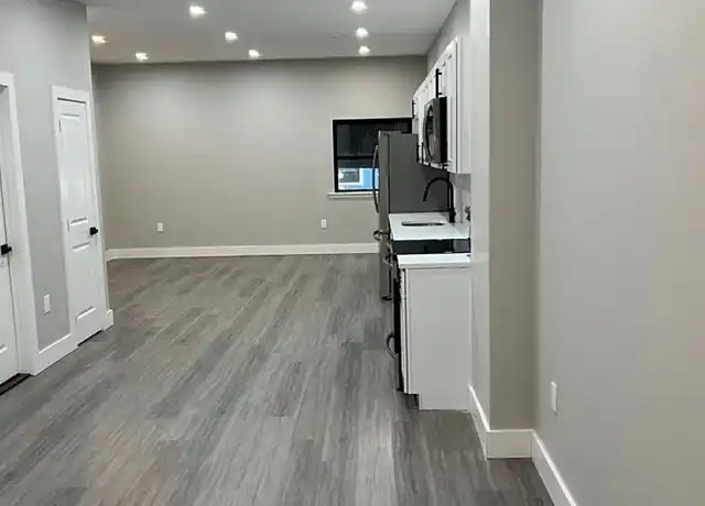 Property at Lofts @ Spruce - 242 Spruce St, Albany, NY, 12210, 2 beds, 2 baths, [object Object]