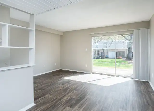 Property at 100 Regency Dr Unit 25, Central, SC, 29630, 2 beds, 1 bath, [object Object]