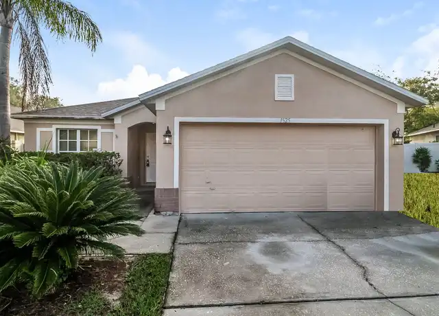 Property at 1525 Sunset View Cir, Apopka, FL, 32703, 3 beds, 2 baths, [object Object]