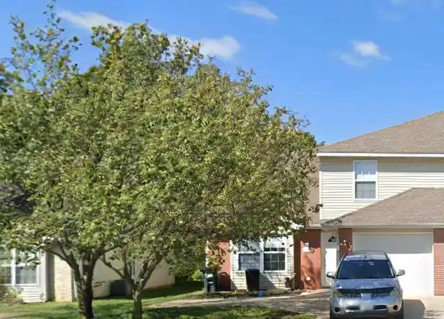 Property at 1701 Hanover Blvd, Columbia, MO, 65202, 4 beds, 2 baths, [object Object]