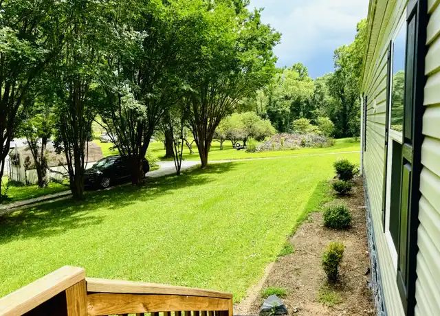 Property at 67 Cove Landing Ln, Hendersonville, NC, 28792, 2 beds, 2 baths, [object Object]