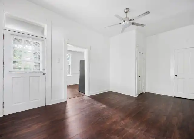 Property at 1653 N Delaware St Unit 205, Indianapolis, IN, 46202, 2 beds, 1.5 baths, [object Object]
