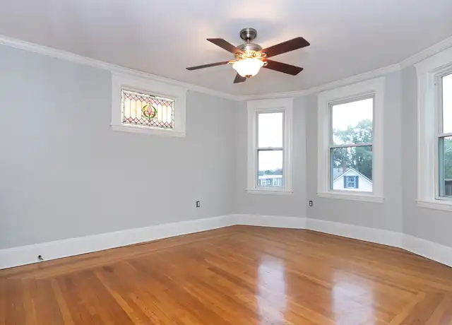 Property at 115 Neponset Ave #3, Dorchester, MA, 02122, 4 beds, 1 bath, [object Object]