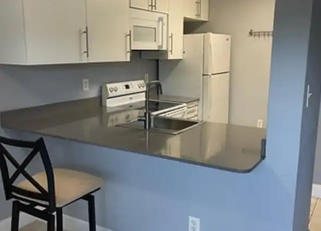 Property at 14102 Glenmoor Dr, West Palm Beach, FL, 33409, 1 bed, 1 bath, [object Object]