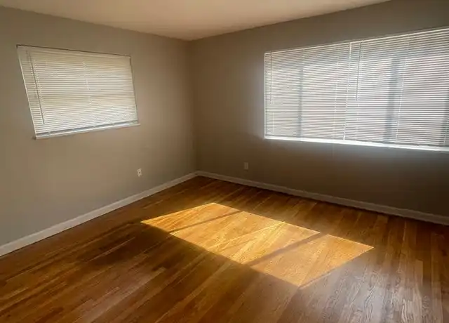 Property at 2320 Westwood Northern Blvd, Cincinnati, OH, 45225, 1 bed, 1 bath, [object Object]