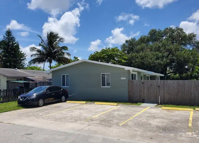 Property at 430 SW 9th Ave, Hallandale Beach, FL, 33009, 2 beds, 1 bath, [object Object]