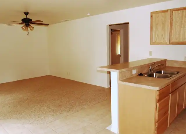 Property at 124 W Lassen Ave Unit 5, Chico, CA, 95973, 2 beds, 1 bath, [object Object]