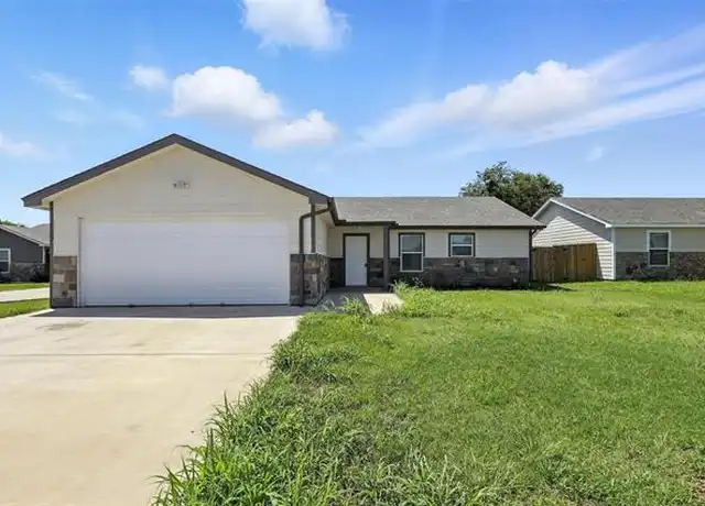 Property at 428 N Cleburne Whitney Rd Unit R, Rio Vista, TX, 76093, 3 beds, 2 baths, [object Object]