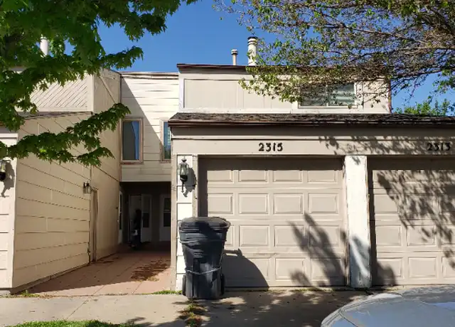 Property at 2313 S White Oak Dr, Wichita, KS, 67207, 2 beds, 1.5 baths, [object Object]