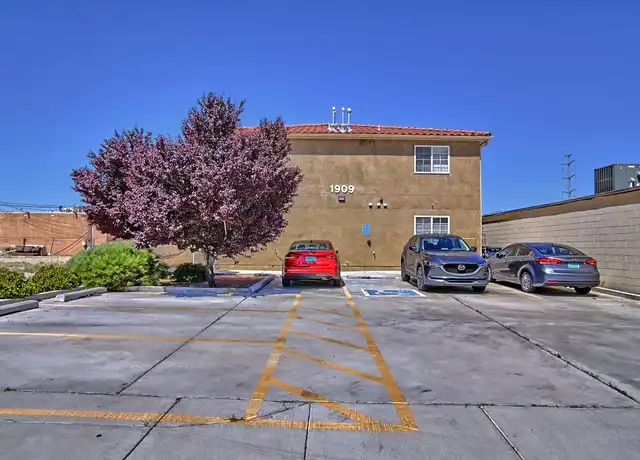 Property at 1918 Buena Vista Dr SE Unit 2, Albuquerque, NM, 87106, 2 beds, 1 bath, [object Object]