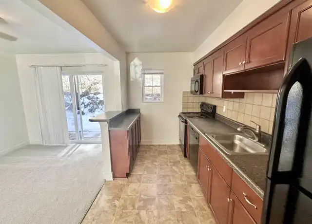 Property at 890 Fountain Ct Unit Multiple Units, Charlottesville, VA, 22901, 2 beds, 1 bath, [object Object]