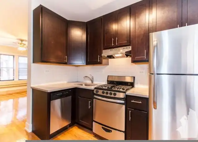 Property at 619 W Melrose St, Chicago, IL, 60657, 2 beds, 1 bath, [object Object]