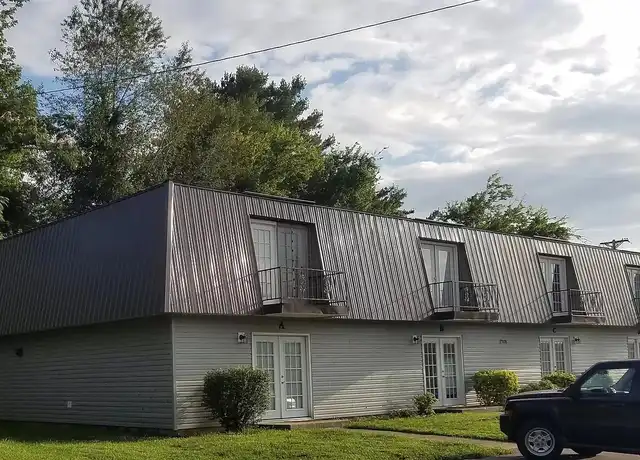 Property at 2108 Ashland City Rd Unit C, Clarksville, TN, 37043, 2 beds, 1.5 baths, [object Object]