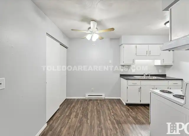 Property at 6020 Secor Rd Unit 3, Toledo, OH, 43613, 1 bed, 1 bath, [object Object]