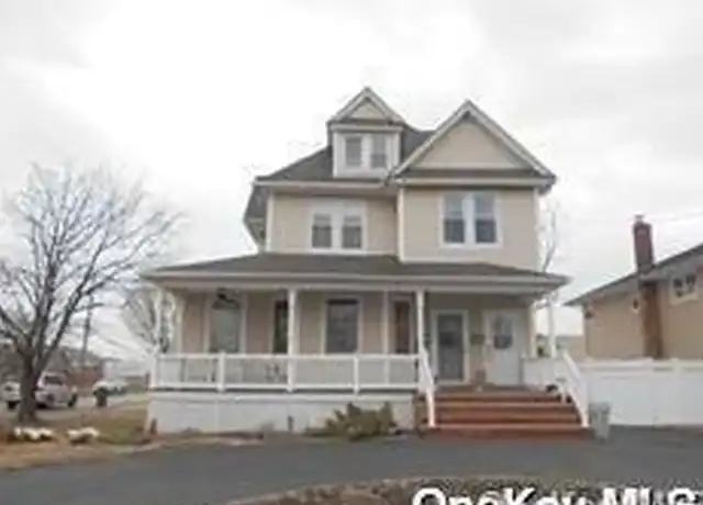 Property at 4 Morton Ave, East Rockaway, NY, 11518, 2 beds, 1 bath, [object Object]