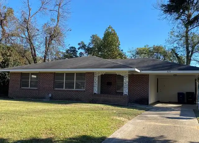 Property at 825 Kimbrough St, Shreveport, LA, 71104, 3 beds, 2 baths, [object Object]