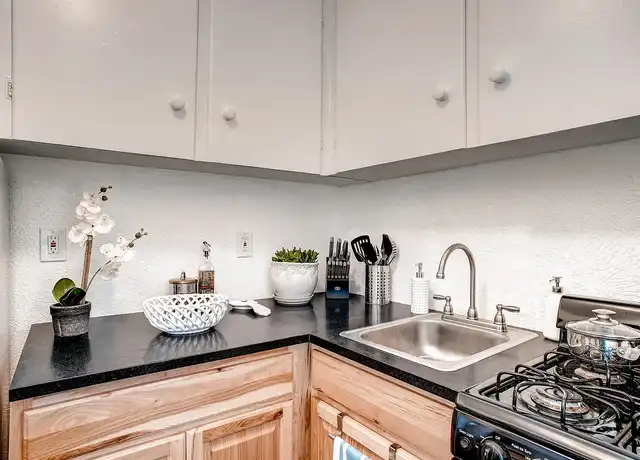 Property at 1600 Boulder St, Denver, CO, 80211, 0 beds, 1 bath, [object Object]