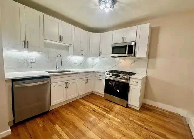 Property at 4 Chesterton St Unit 3, Boston, MA, 02119, 3 beds, 1 bath, [object Object]