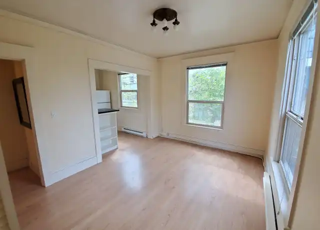 Property at 1002 E Denny Way Unit 204, Seattle, WA, 98122, 1 bed, 1 bath, [object Object]