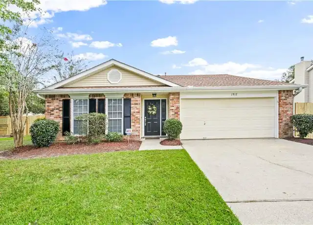 Property at 1917 Edgemere Dr, Slidell, LA, 70461, 3 beds, 2 baths, [object Object]