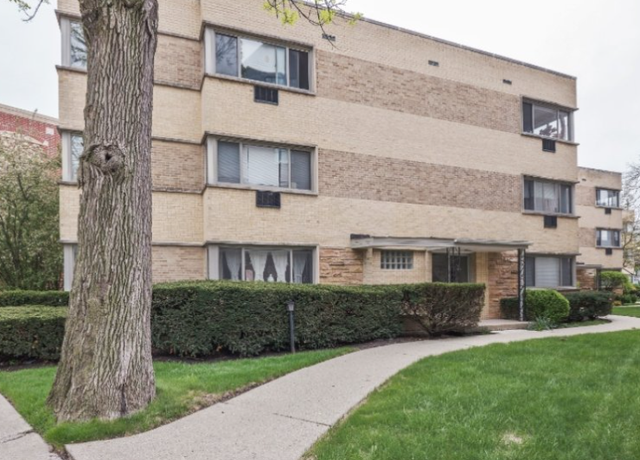 Photo of 1119 Greenleaf Ave Unit 2 Bedroom, Wilmette, IL 60091