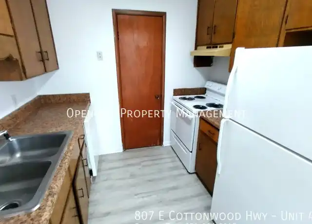 Property at 807 E Cottonwood Rd Unit 4, Dothan, AL, 36301, 2 beds, 1 bath, [object Object]
