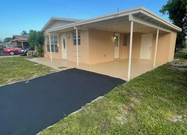 Property at 688 NW 21st St, Pompano Beach, FL, 33060, 4 beds, 2 baths, [object Object]