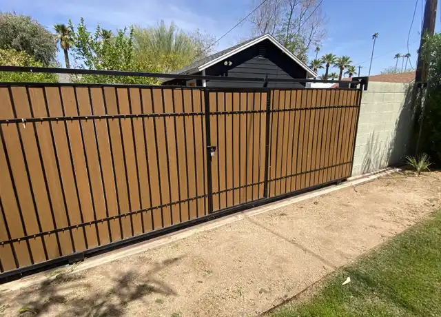 Property at 1136 E Almeria Rd, Phoenix, AZ, 85006, 2 beds, 1 bath, [object Object]