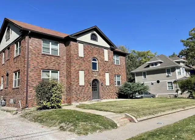 Property at 2813 Cottage Grove Ave Unit 2, Des Moines, IA, 50311, 3 beds, 1 bath, [object Object]