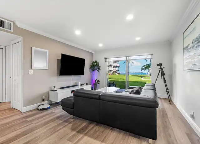 Property at 311 E Ocean Ave #103, Lantana, FL, 33462, 2 beds, 2 baths, [object Object]